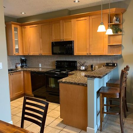 Race Rocks Townhouse - Sooke Villa Ngoại thất bức ảnh