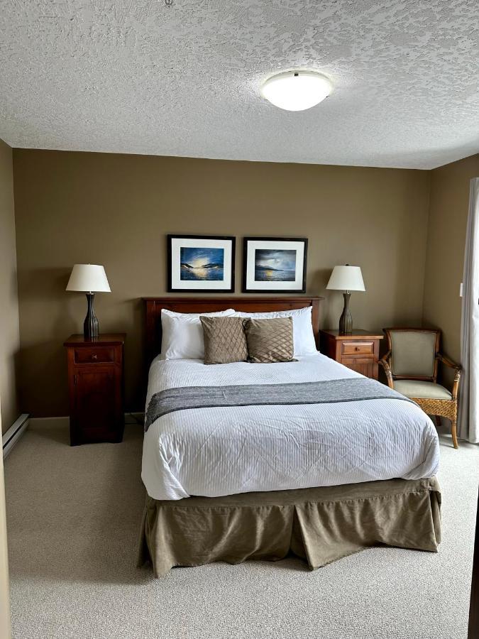 Race Rocks Townhouse - Sooke Villa Ngoại thất bức ảnh