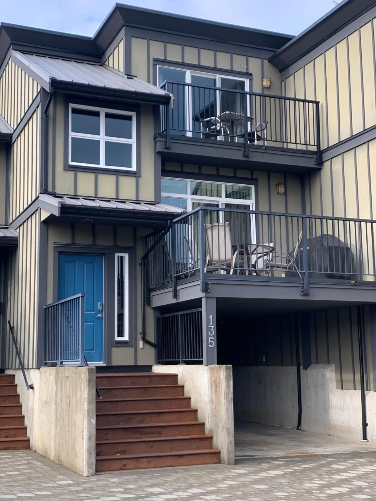 Race Rocks Townhouse - Sooke Villa Ngoại thất bức ảnh